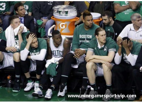 球员高峰酗酒：体育场上的光环与人生的挑战