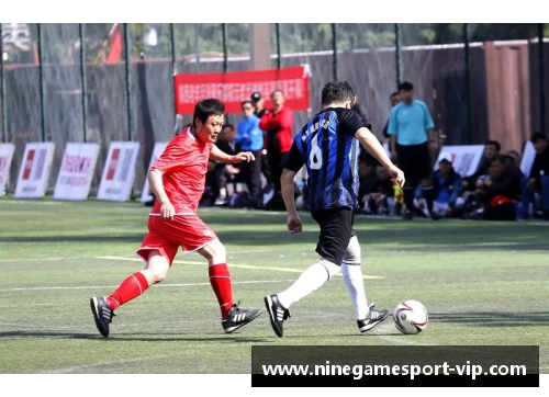 郭亮：足球之路的光芒与挑战